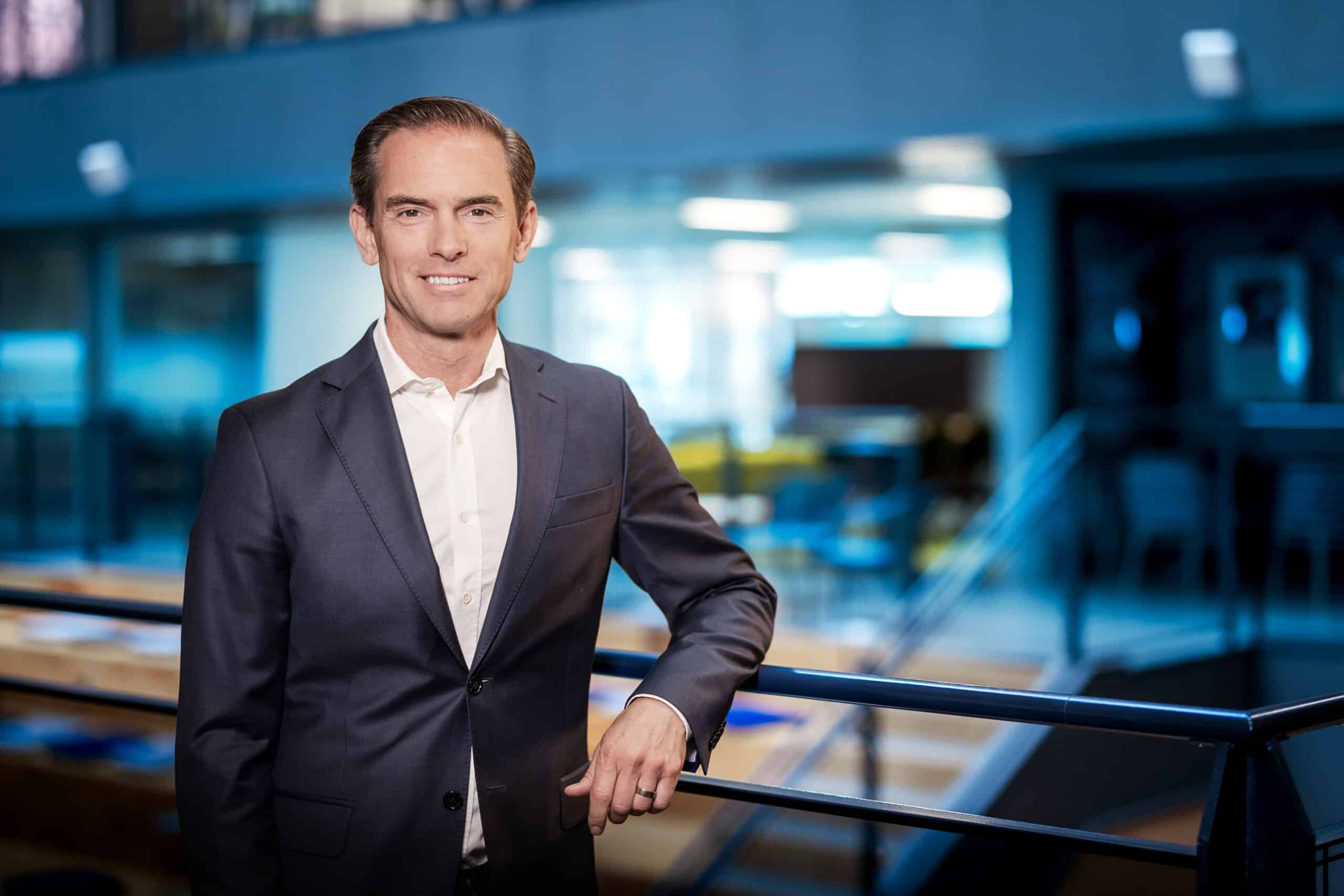 Nicholas Högberg ny EVP CCO B2C på Tele2